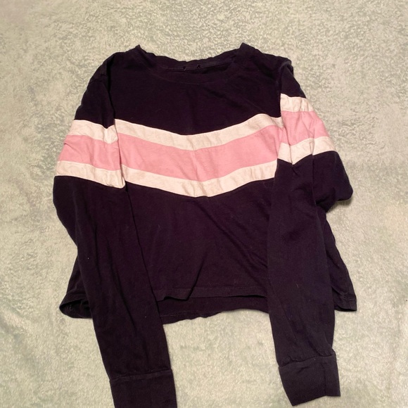 Abercrombie long sleeve crop top - Picture 2 of 2